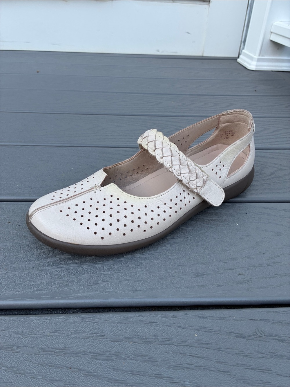 Hotter Quake Mary Jane Flats Shoes Nubuck Leather Braided Strap Cream Size 10